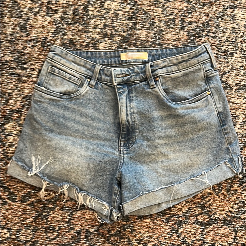 Kut from the Kloth Blue Jean Shorts Distressed Raw-Edge